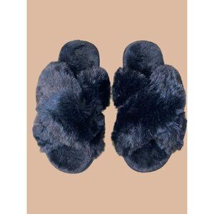 Women's Black Faux Fur Slippers Size 9-10 Cozy Indoor House Shoes Cross Band Plu